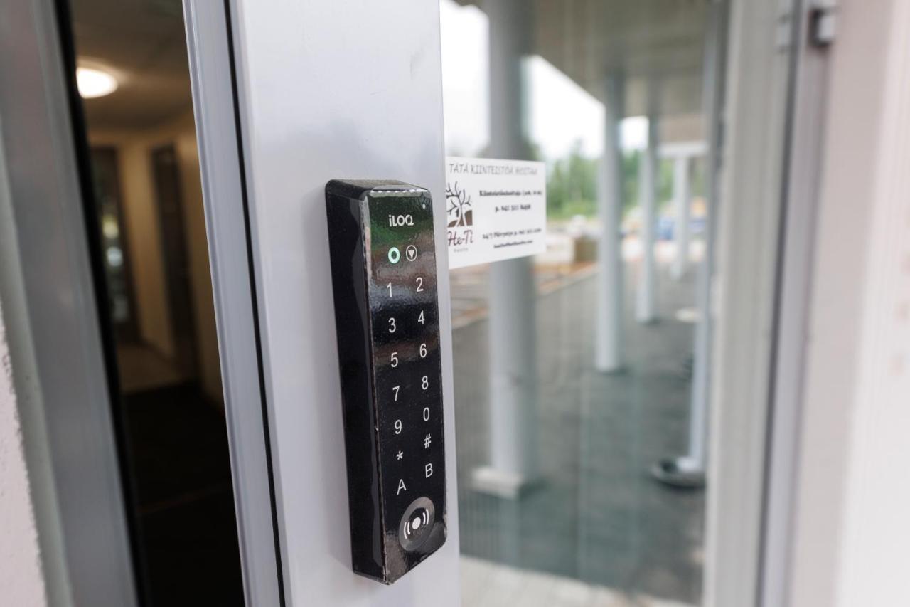 Hiisi Homes Haemeenlinna Asemanranta エクステリア 写真