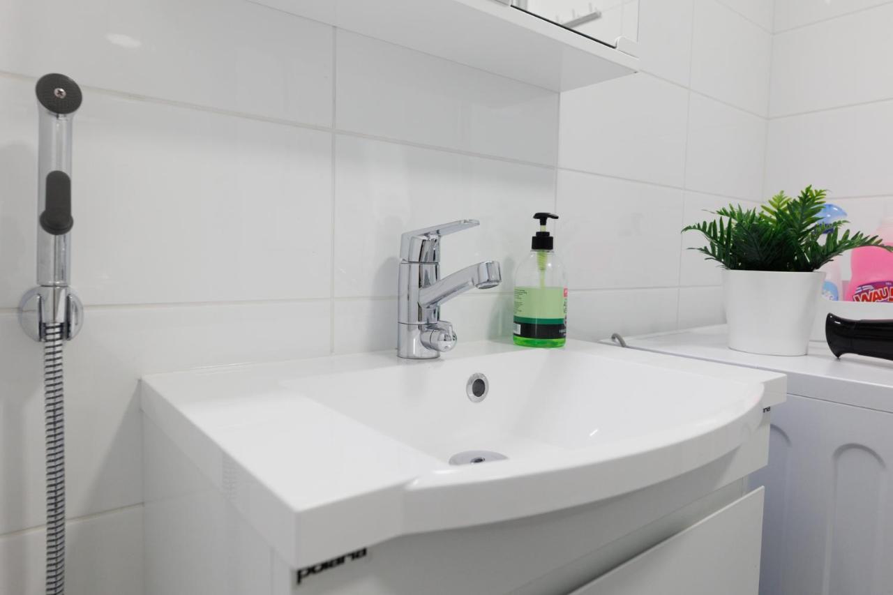 Hiisi Homes Haemeenlinna Asemanranta エクステリア 写真