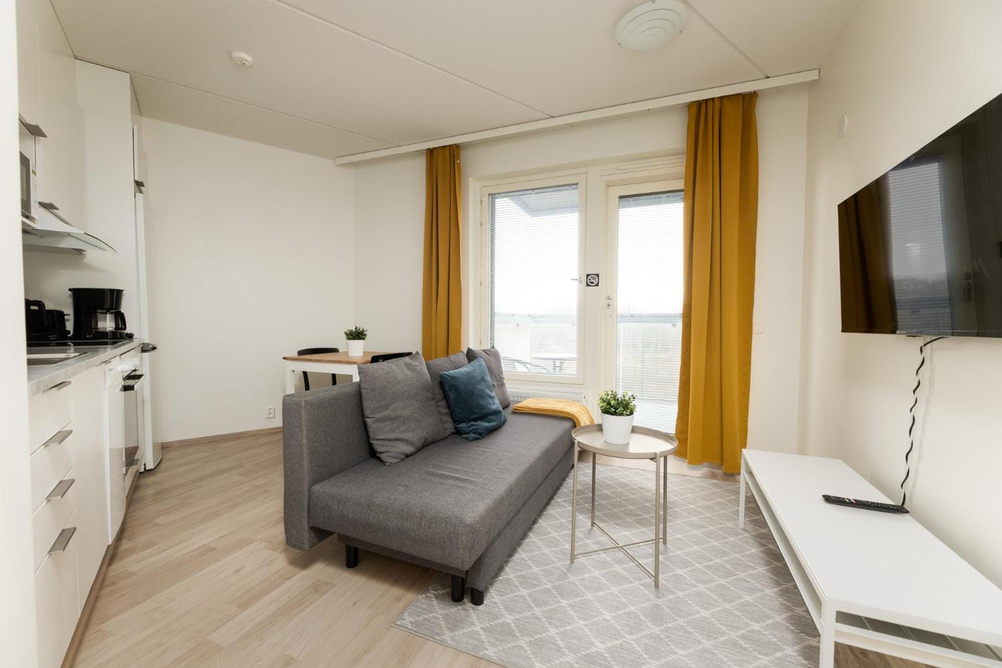 Hiisi Homes Haemeenlinna Asemanranta エクステリア 写真
