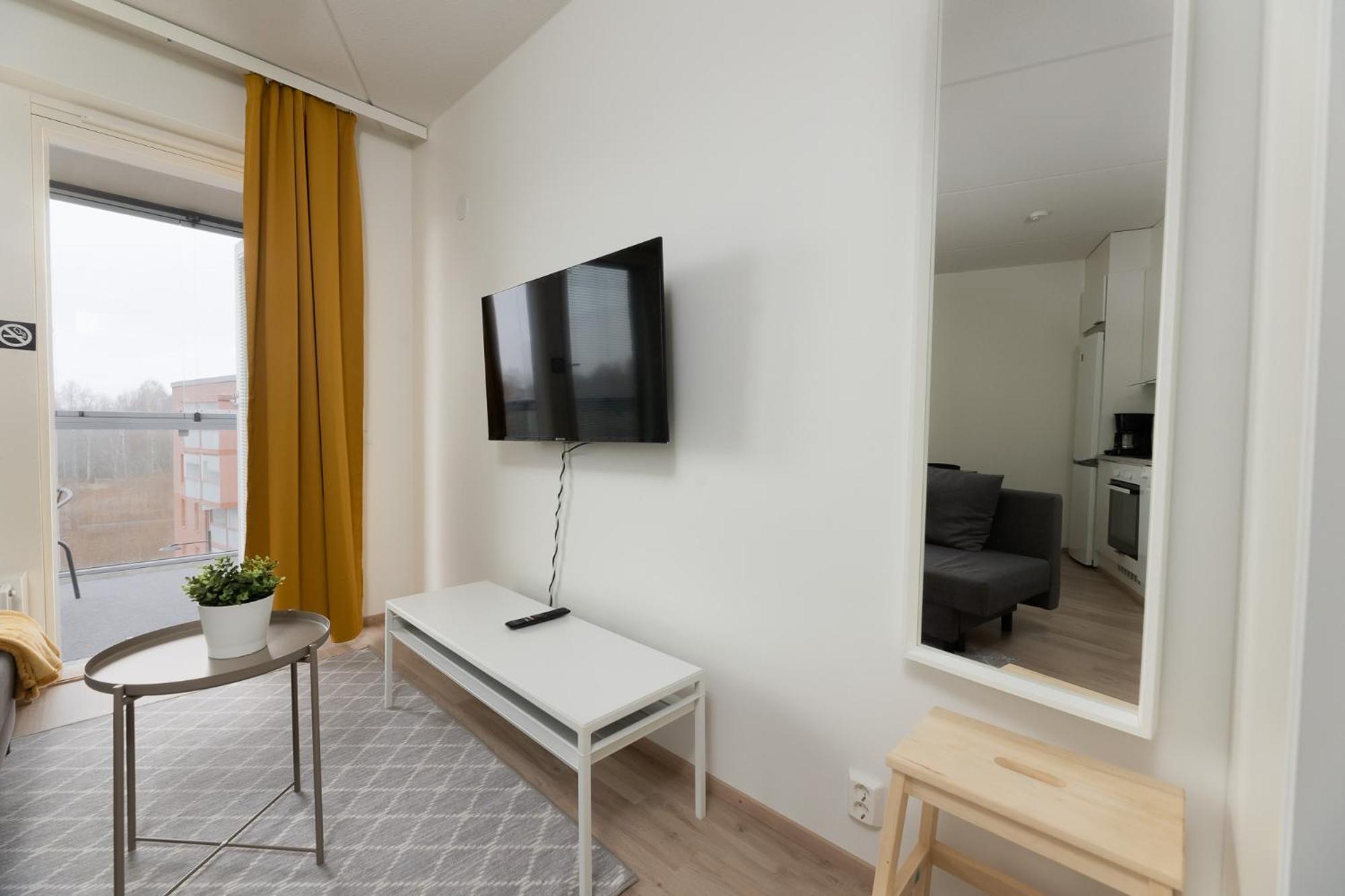 Hiisi Homes Haemeenlinna Asemanranta エクステリア 写真