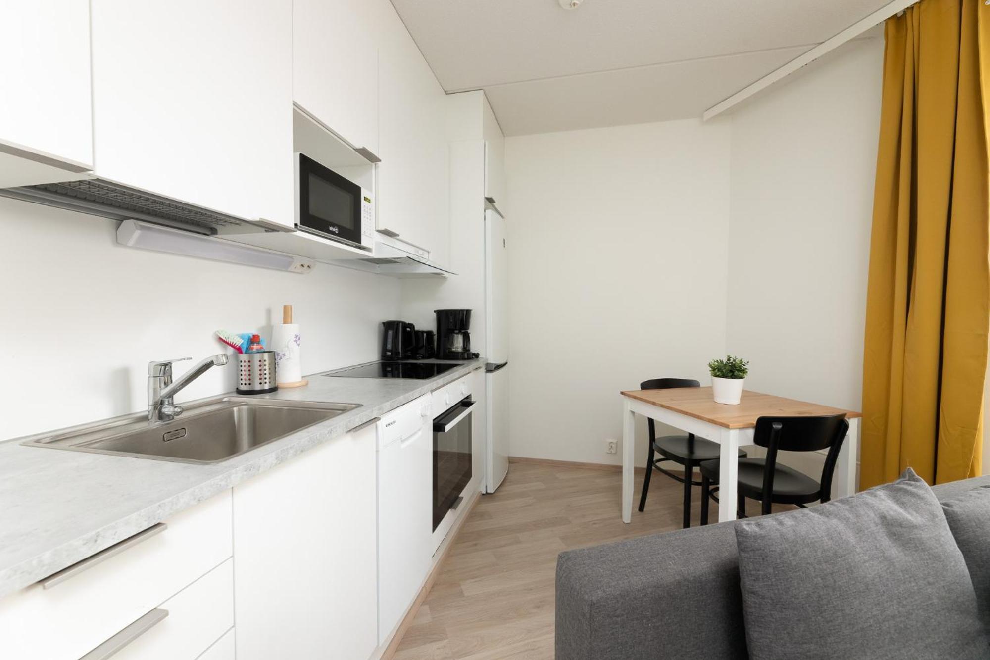Hiisi Homes Haemeenlinna Asemanranta エクステリア 写真